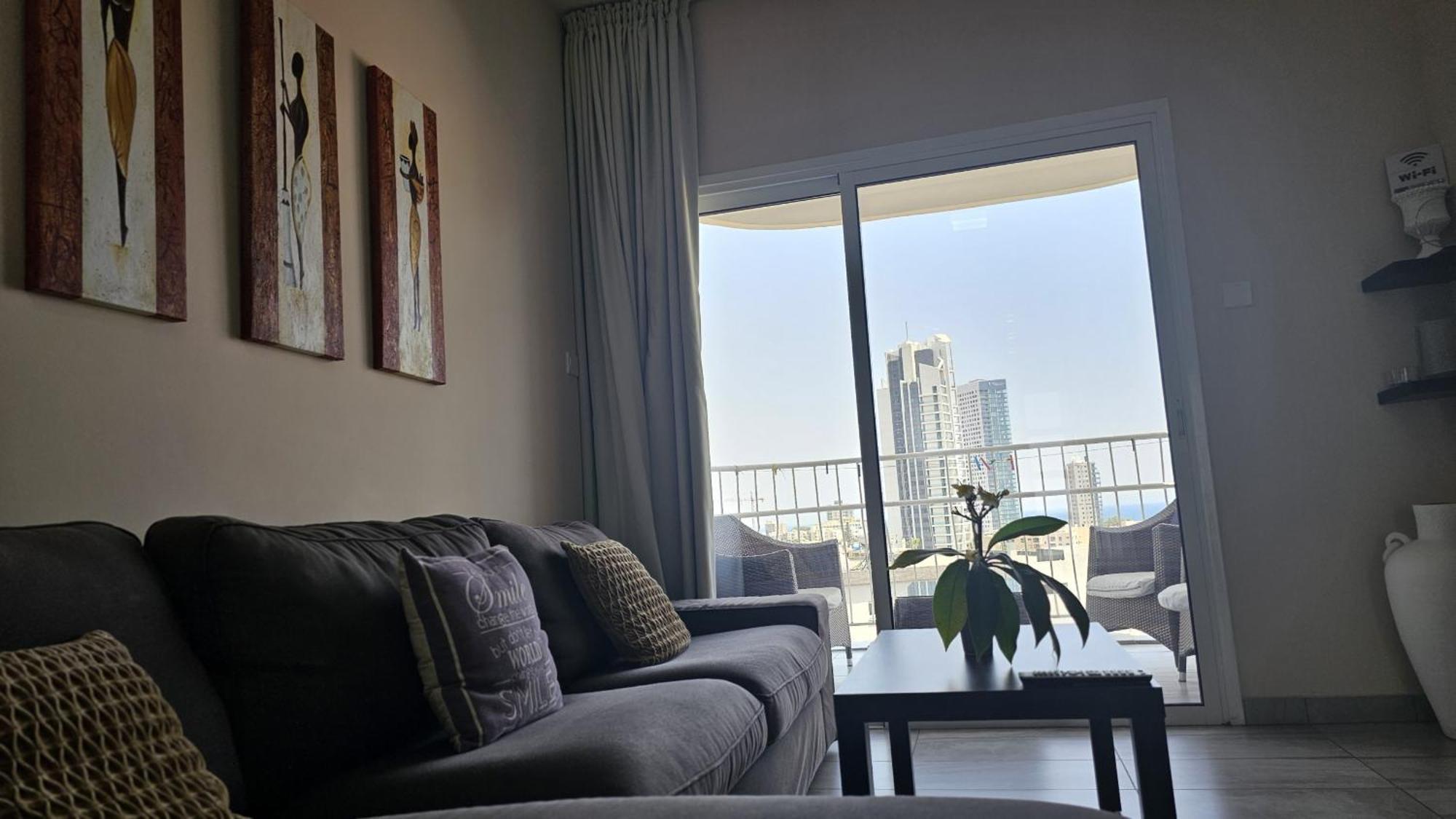 Stay Perfect View Apartment Limassol Luaran gambar