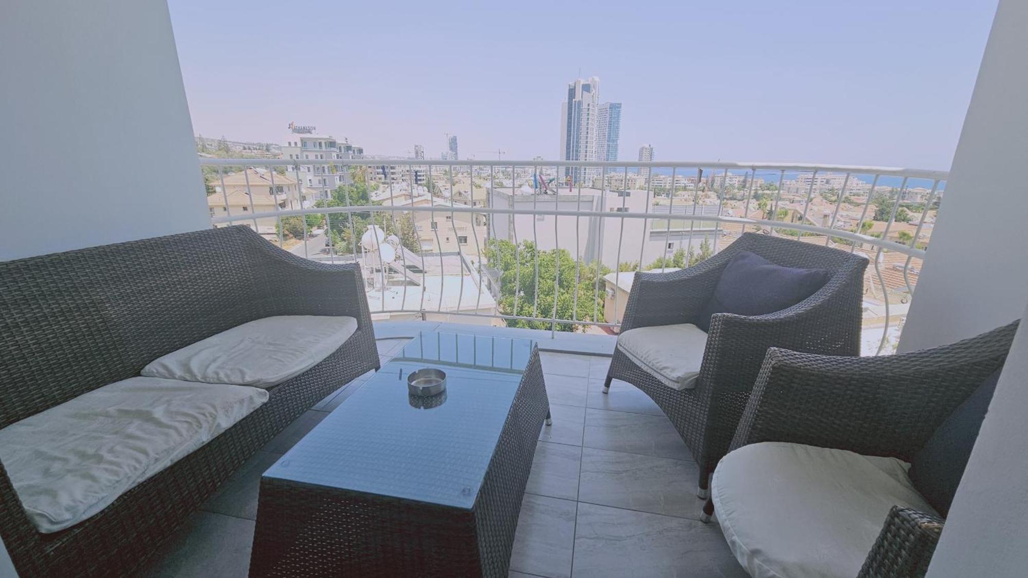 Stay Perfect View Apartment Limassol Luaran gambar